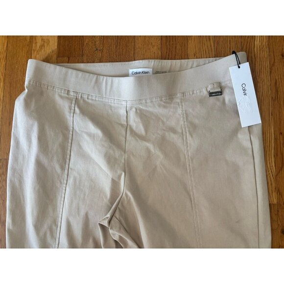 NWT Calvin Klein Modern Essentials Size XL Pants Tapered Stretch Khaki - Picture 2 of 5